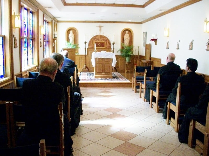 The community at prayer in the chapel at Villa Pieta